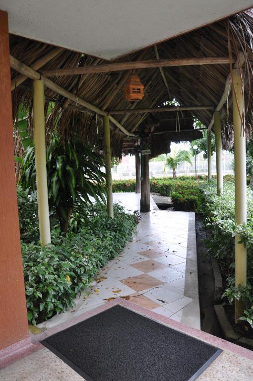 Santa Barbara Hotel Country Villavicencio Exterior foto