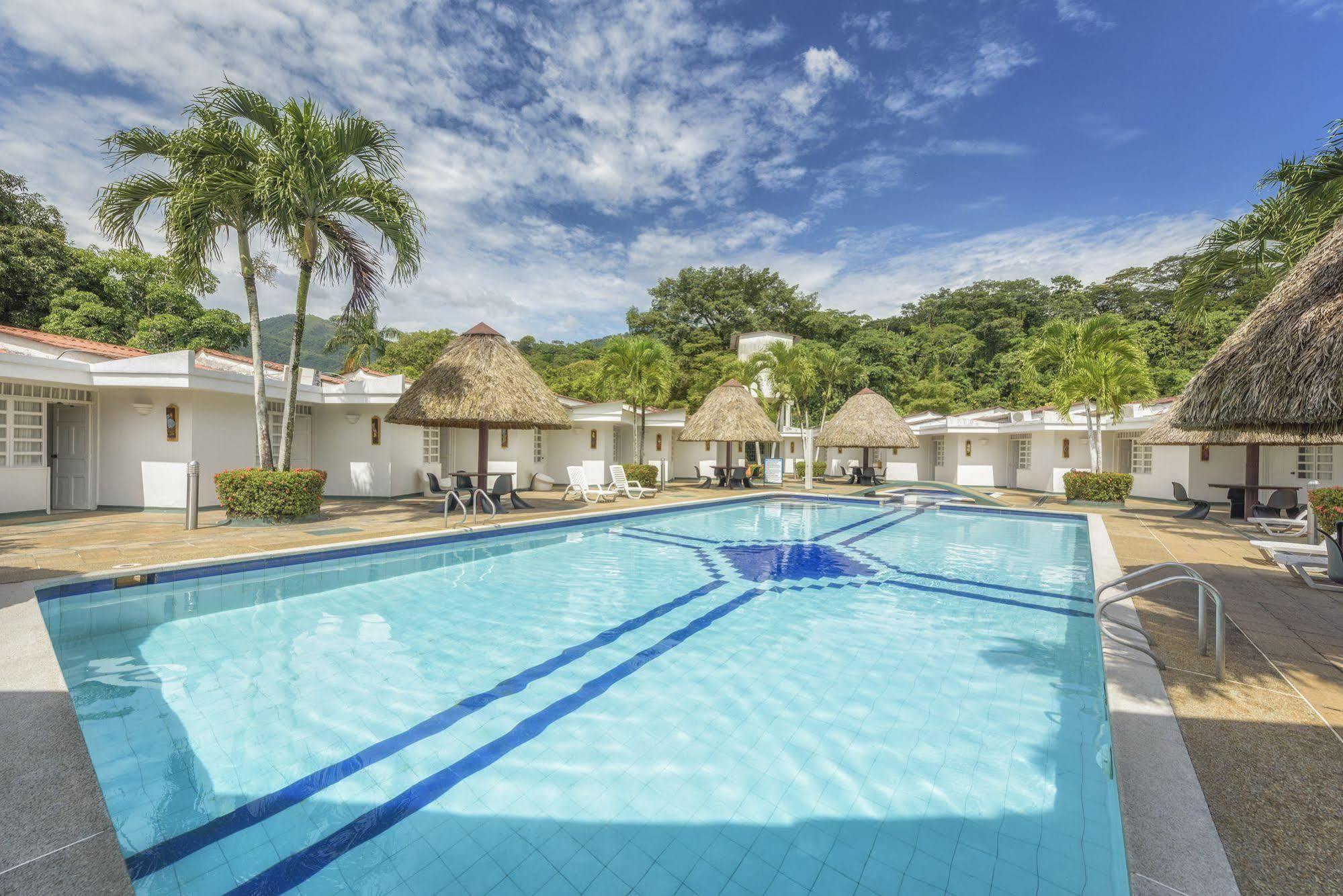 Santa Barbara Hotel Country Villavicencio Exterior foto